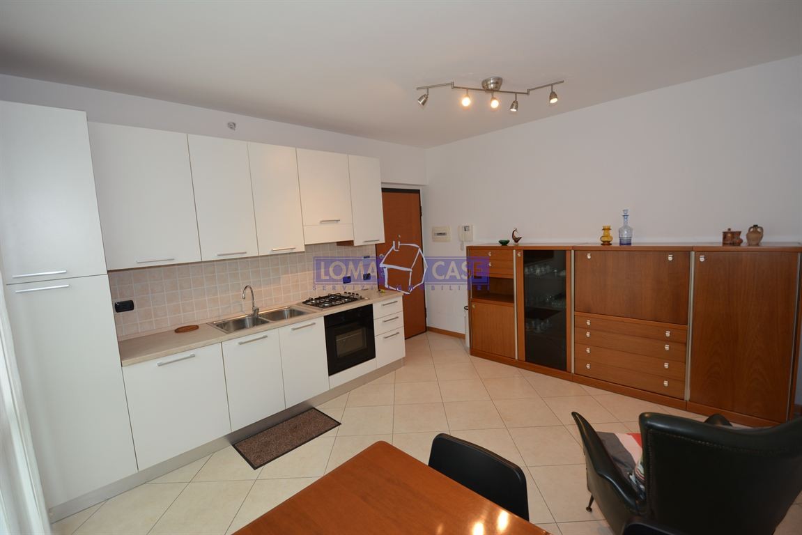 Lomagna, bilocale con giardino in locazione