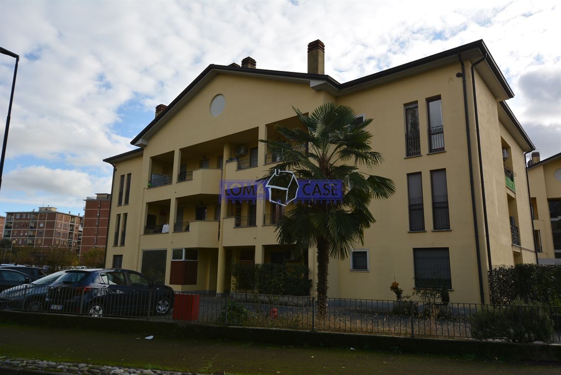 Usmate Velate , bilocale in vendita