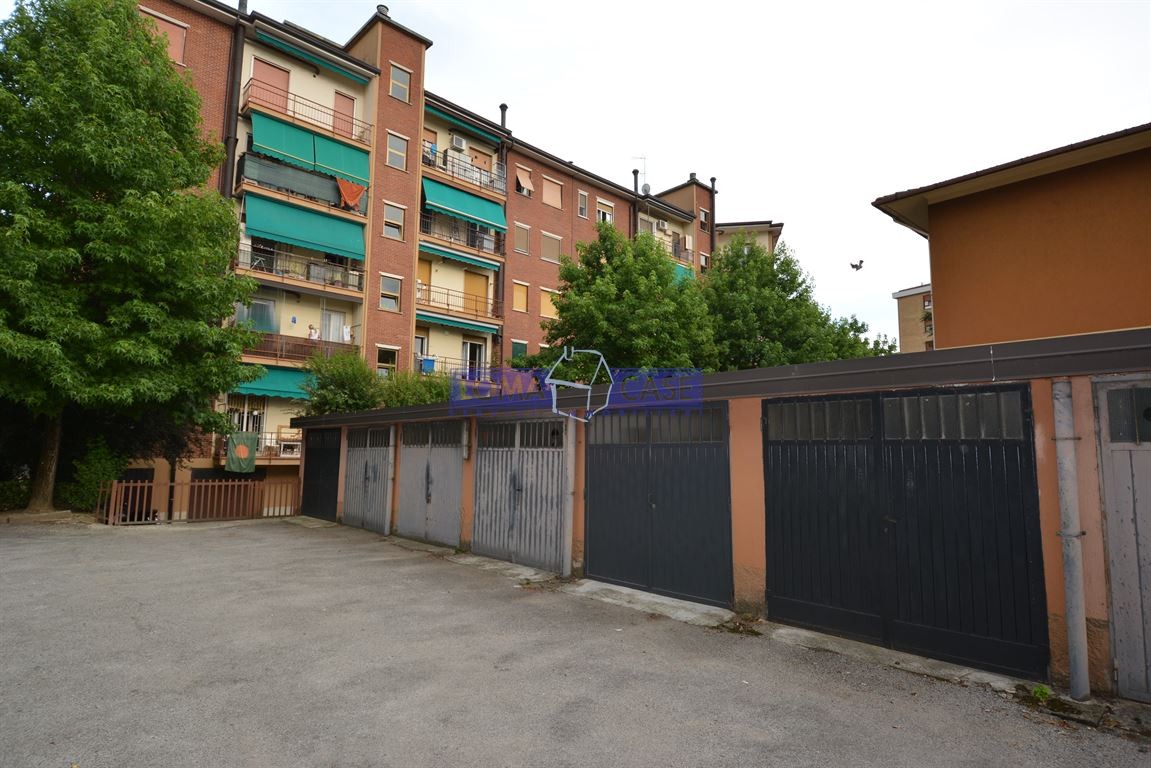 Usmate velate  , trilocale in locazione